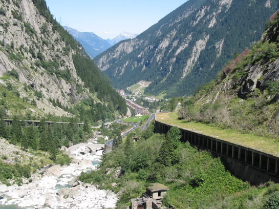 Aufstieg nach Andermatt, Schöllenen Schlucht