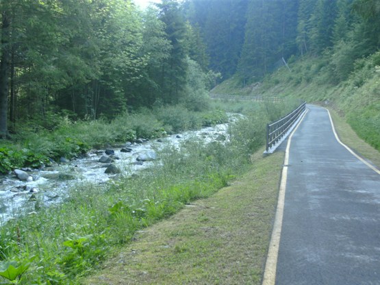 Radweg zwischen Predazzo und Moena